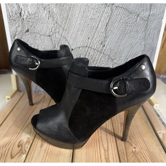 EUC Coach Adrina A3525 Black Leather Suede Peep Toe Buckle Booties Size 9.5 - Picture 1 of 11